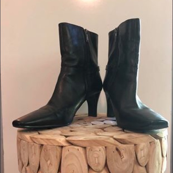 Bandolino Shoes - Bandolino black heeled boots